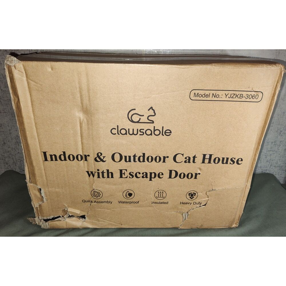 Clawsable Indoor & Outdoor Cat House With Escape Door YJZKB-3060 Open Box